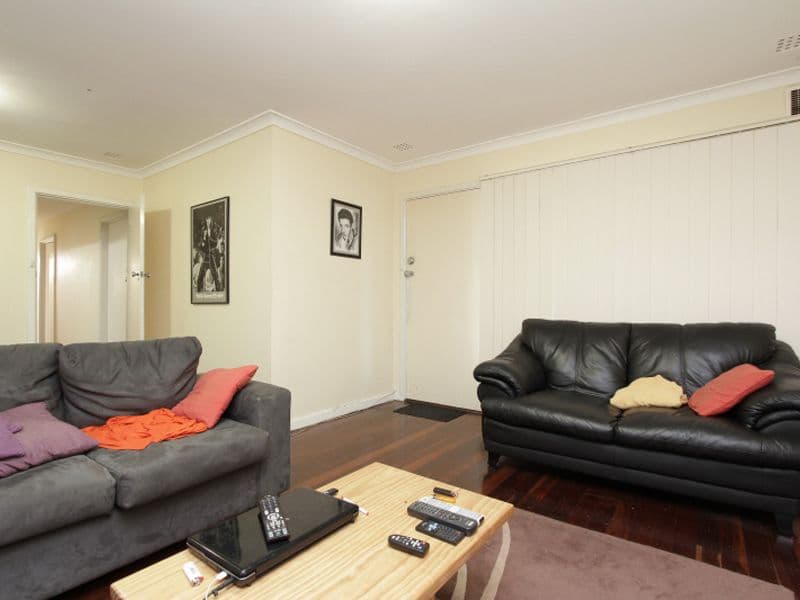 4 McLachlan Way, BELMONT WA 6104, Belmont - Thumbnail 3