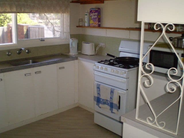 29 Dandenong Road East, FRANKSTON VIC 3199, Frankston - Thumbnail 2