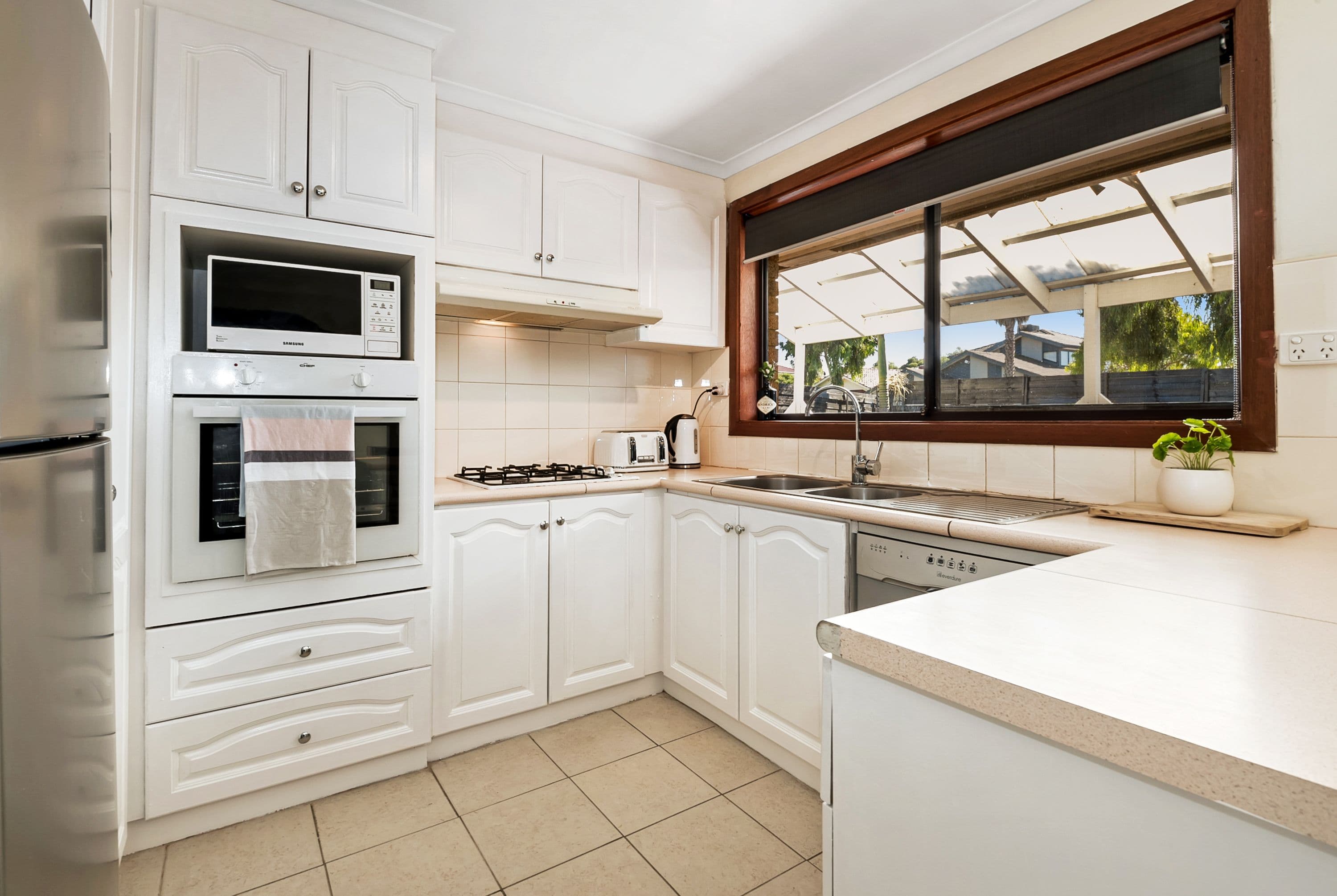 56 Golf Links Drive, Mill Park VIC 3082, Mill Park - Thumbnail 4