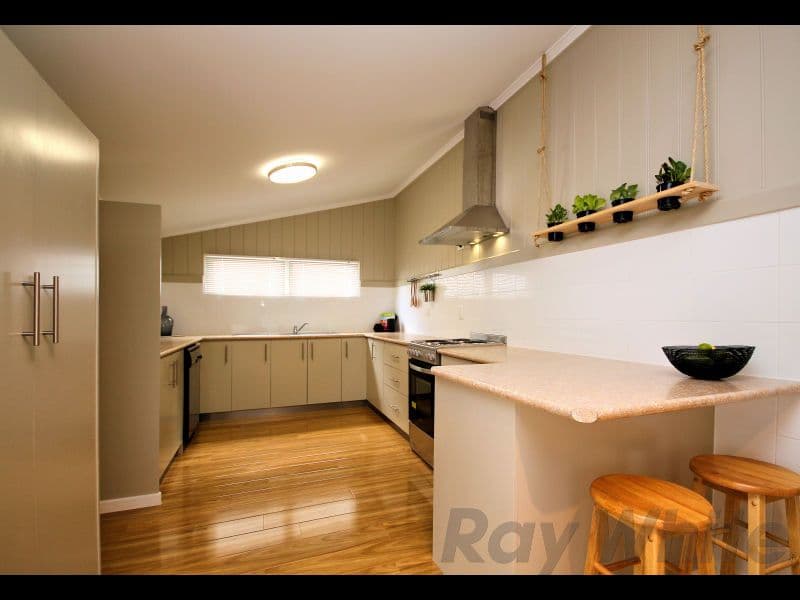 32 Stafford Street, Booval QLD 4304, Booval - Thumbnail 2