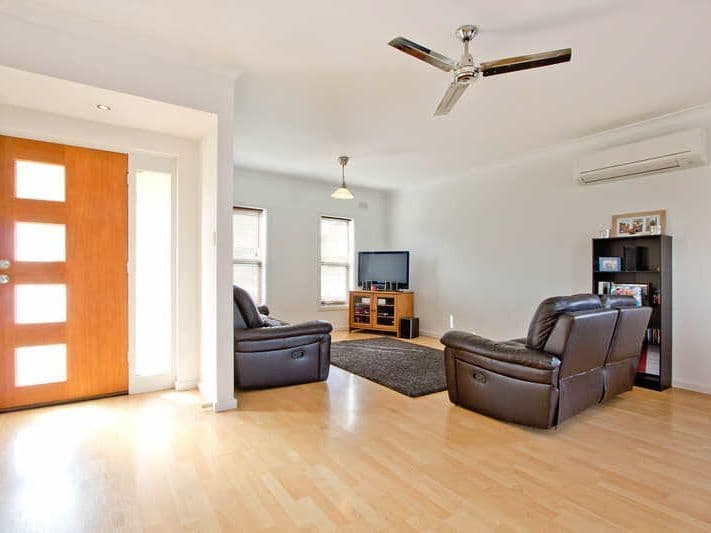 4 Waverley Street, Largs Bay SA 5016, Largs Bay - Thumbnail 2