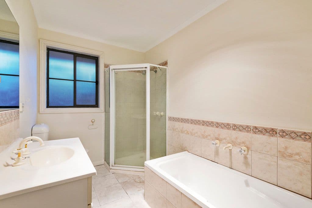 12 Delmore Crescent, Glen Waverley VIC 3150, Glen Waverley - Thumbnail 7