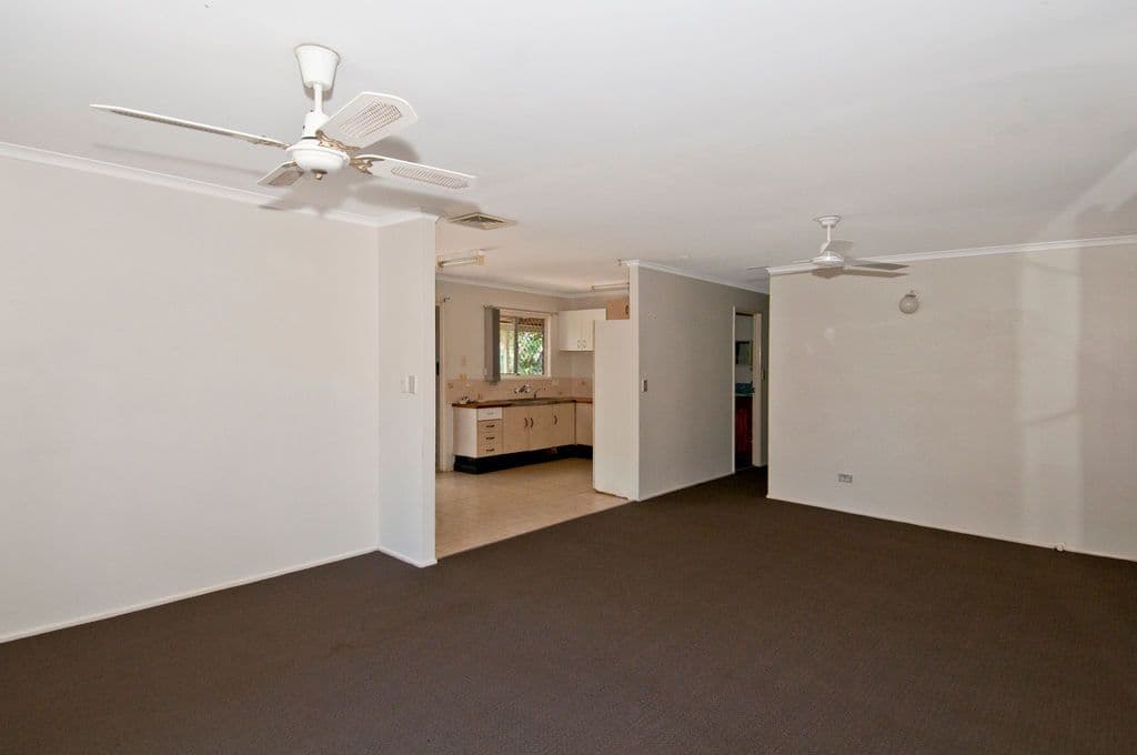 7 Montrose Avenue, Bethania QLD 4205, Bethania - Thumbnail 3