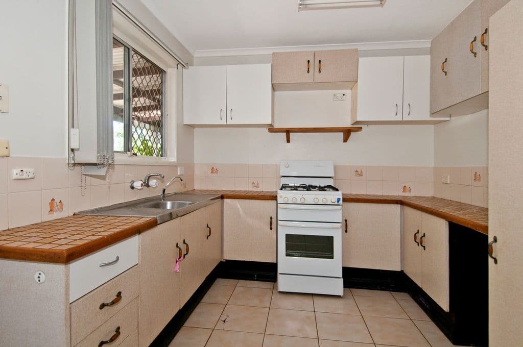 7 Montrose Avenue, Bethania QLD 4205, Bethania - Thumbnail 4