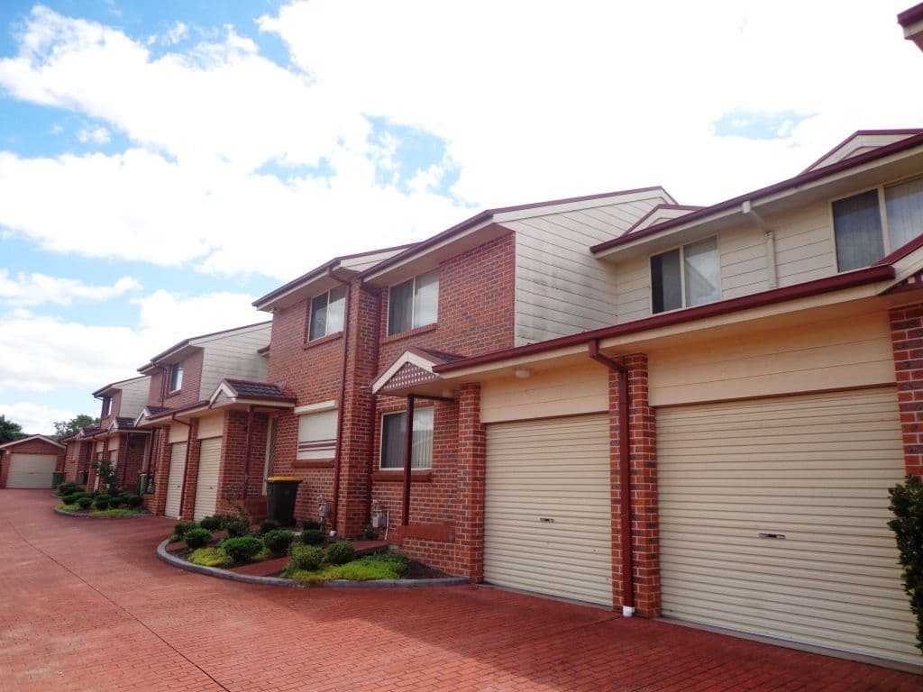 35 Marlborough Street, SMITHFIELD NSW 2164, Smithfield - Image 1