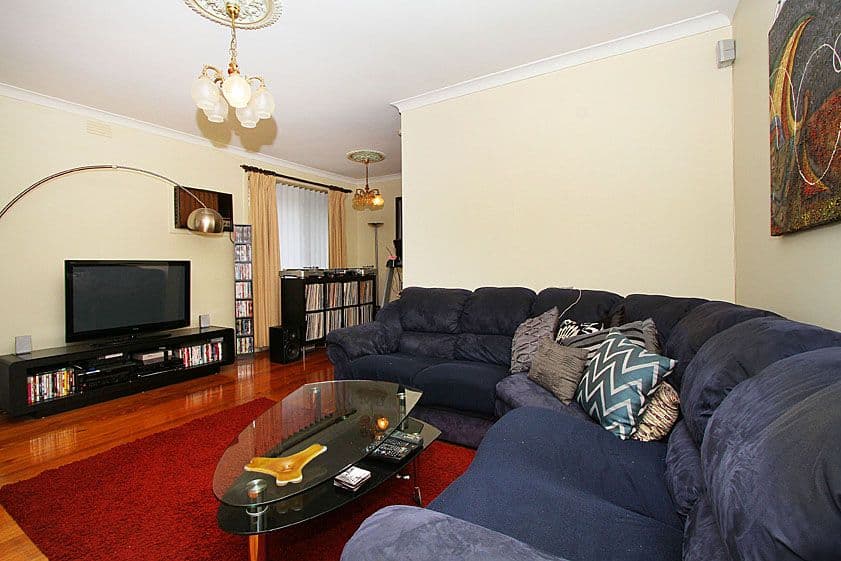 17 Kelverne Street, RESERVOIR VIC 3073, Reservoir - Thumbnail 4