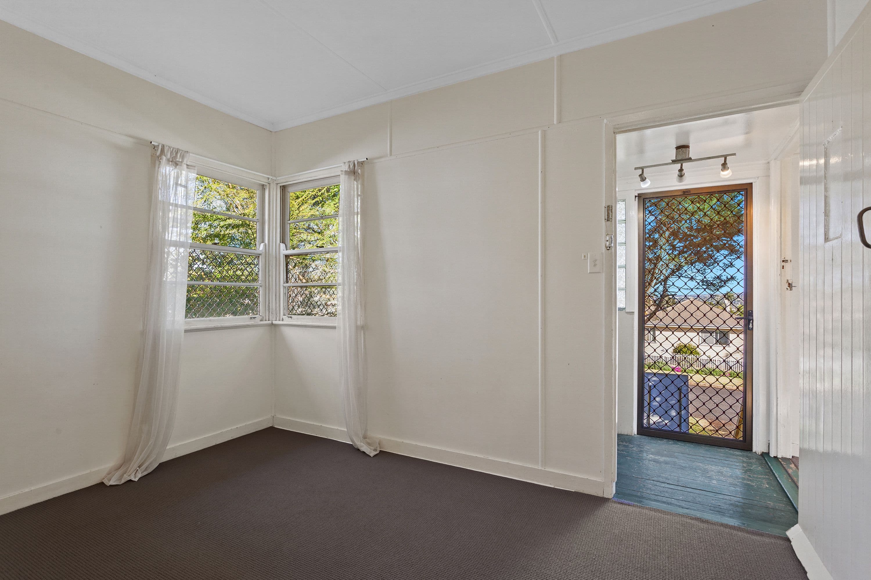 33 Kelly Street, Harlaxton QLD 4350, Harlaxton - Thumbnail 5