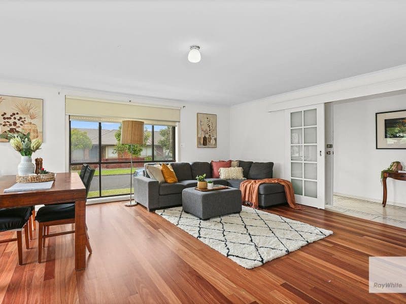 29 Hoddle Way, Altona Meadows VIC 3028, Altona Meadows - Thumbnail 2