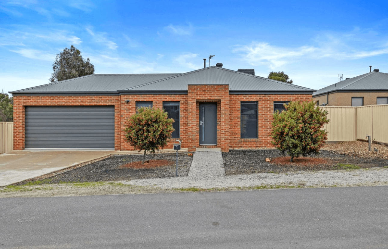 26 Albert Street, Long Gully VIC 3550, Long Gully - Image 1