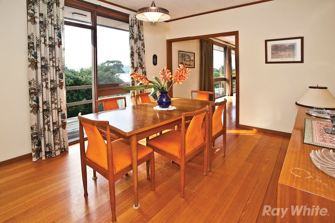 11 Stirling Crescent, GLEN WAVERLEY VIC 3150, Glen Waverley - Thumbnail 5
