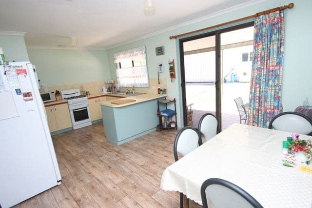 13 Paxton Terrace, BURRA SA 5417, Burra - Thumbnail 4