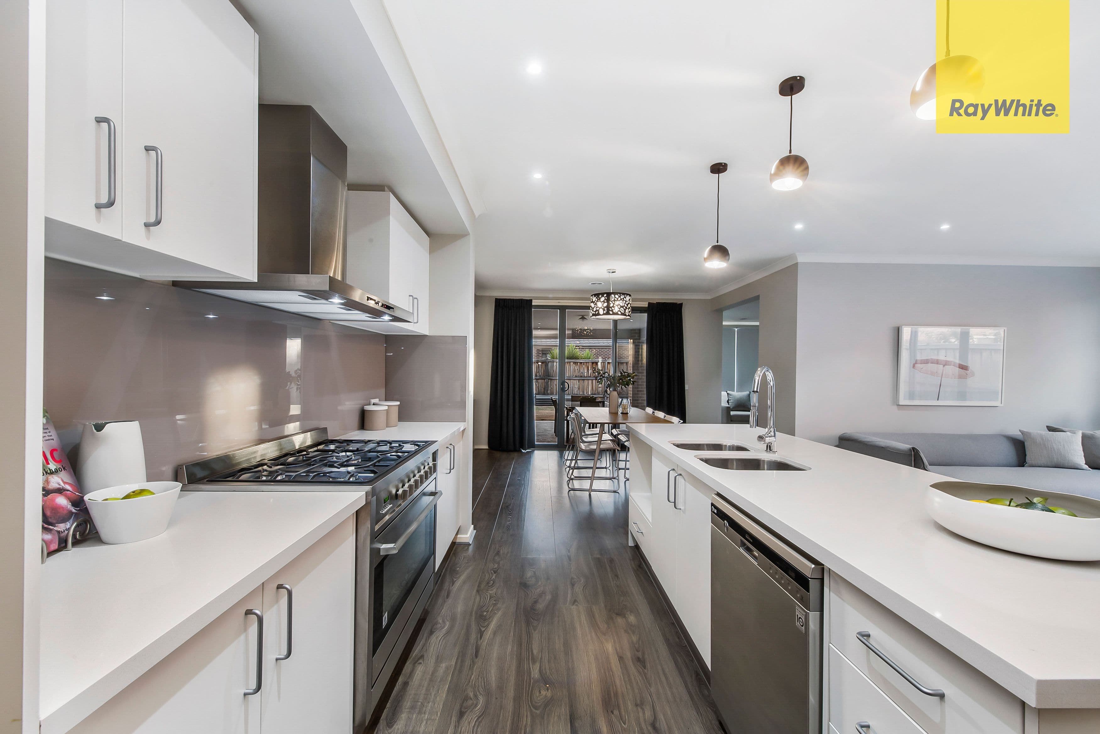 12 Balerno Way, Taylors Hill VIC 3037, Taylors Hill - Thumbnail 3