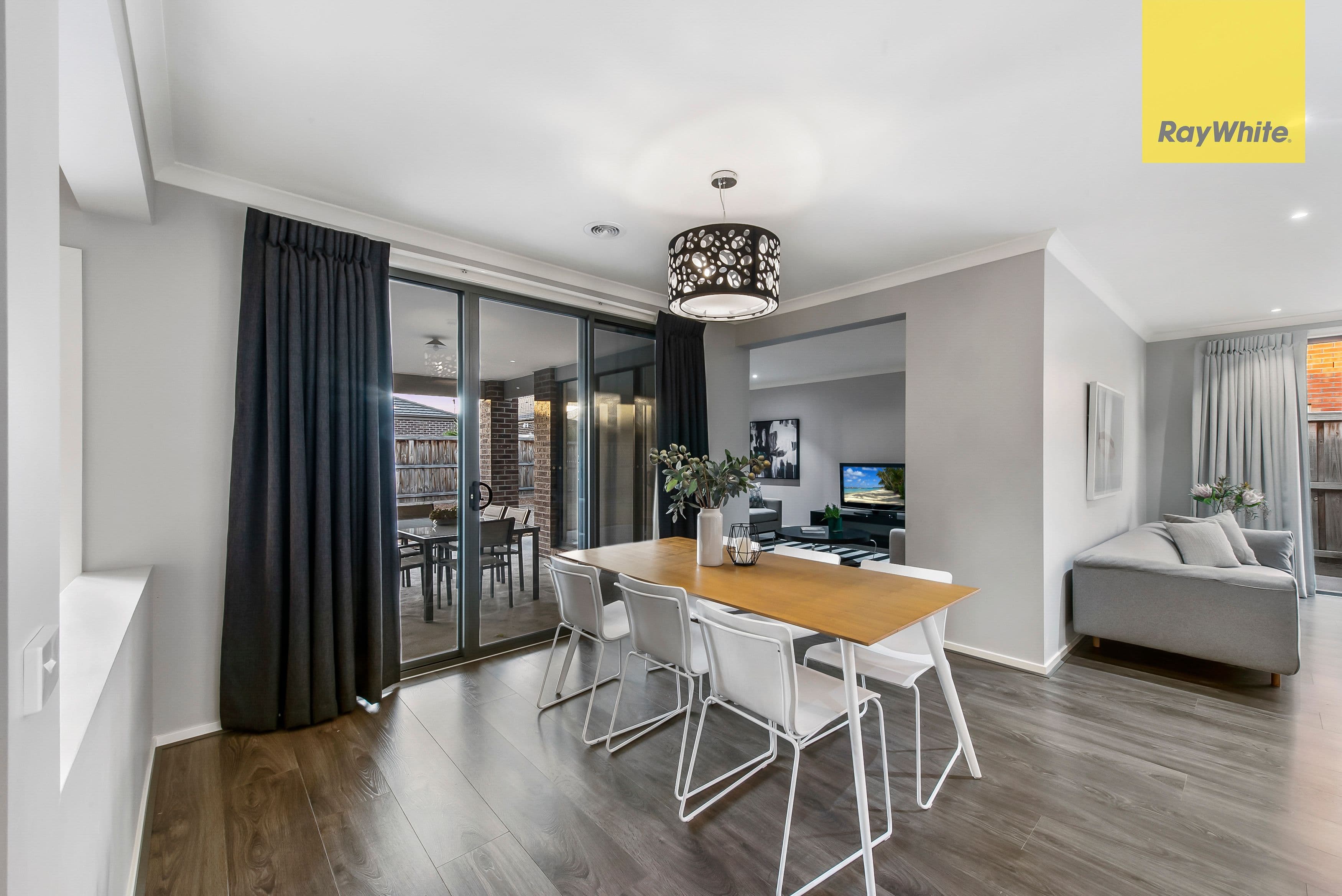 12 Balerno Way, Taylors Hill VIC 3037, Taylors Hill - Thumbnail 4