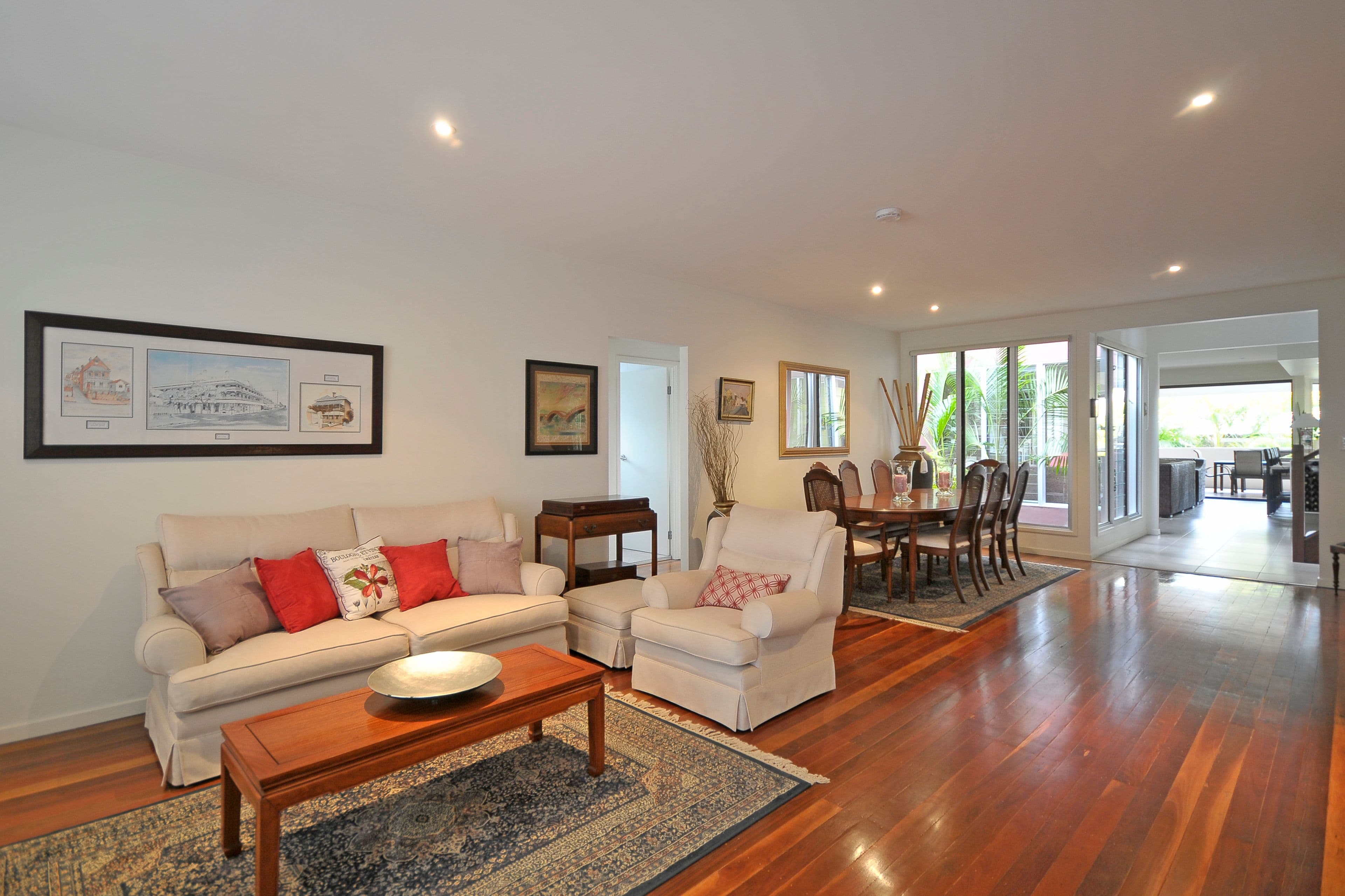 27 Palm Avenue, Surfers Paradise QLD 4217, Surfers Paradise - Thumbnail 4