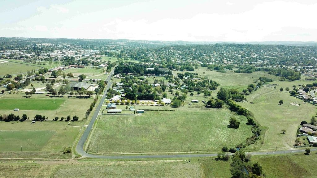 9 Kirkwood Street, Armidale NSW 2350, Armidale - Thumbnail 2