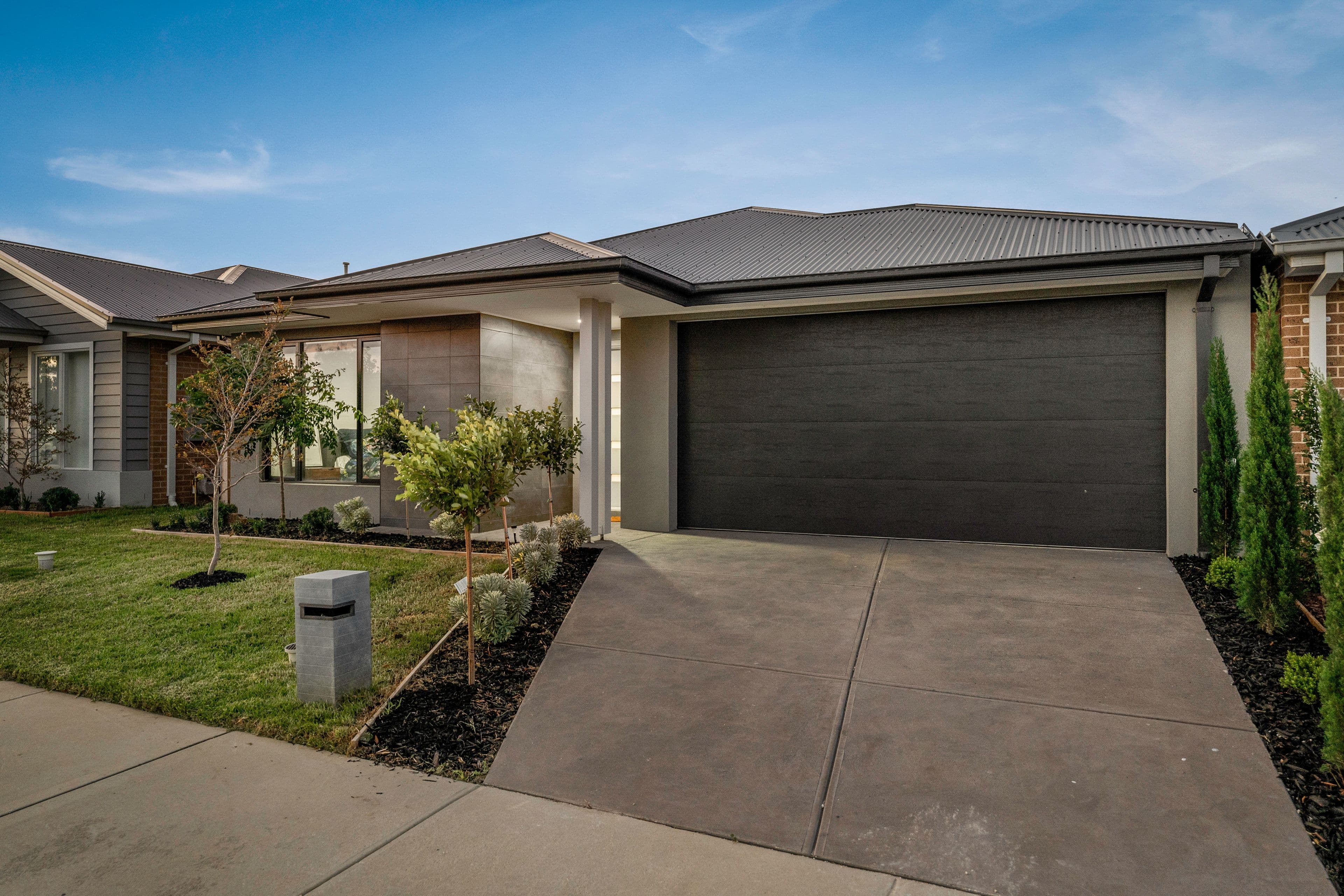 8 Leeson Street, Officer South VIC 3809, Officer South - Thumbnail 2