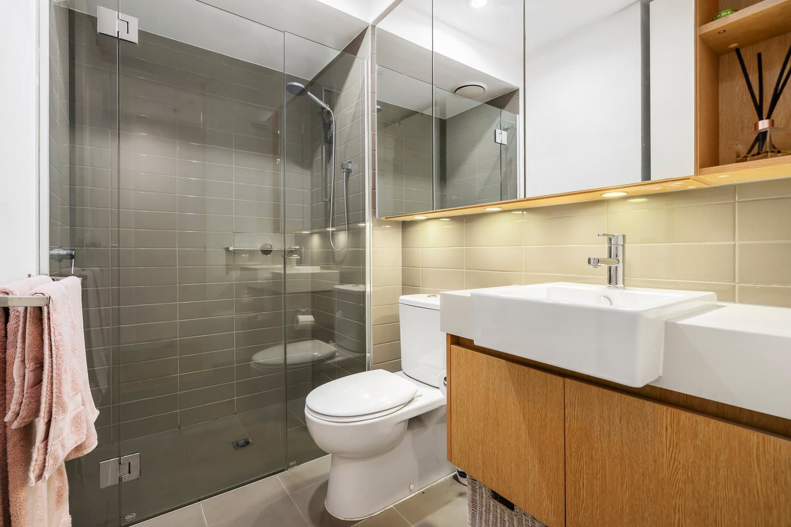 413/101 Bay Street, Port Melbourne, Port Melbourne - Thumbnail 6