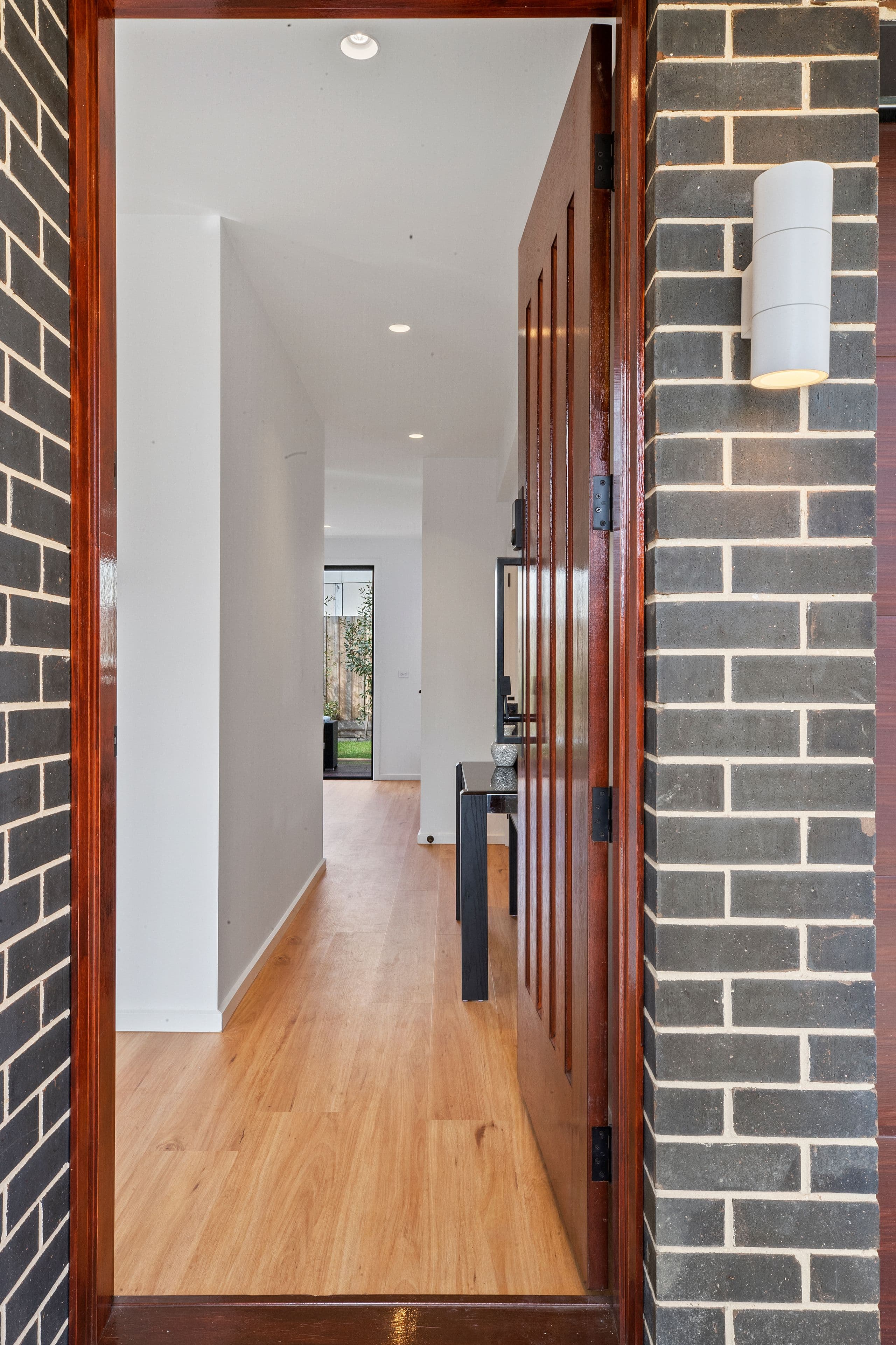 28 Metcalf Crescent, Rowville VIC 3178, Rowville - Thumbnail 4