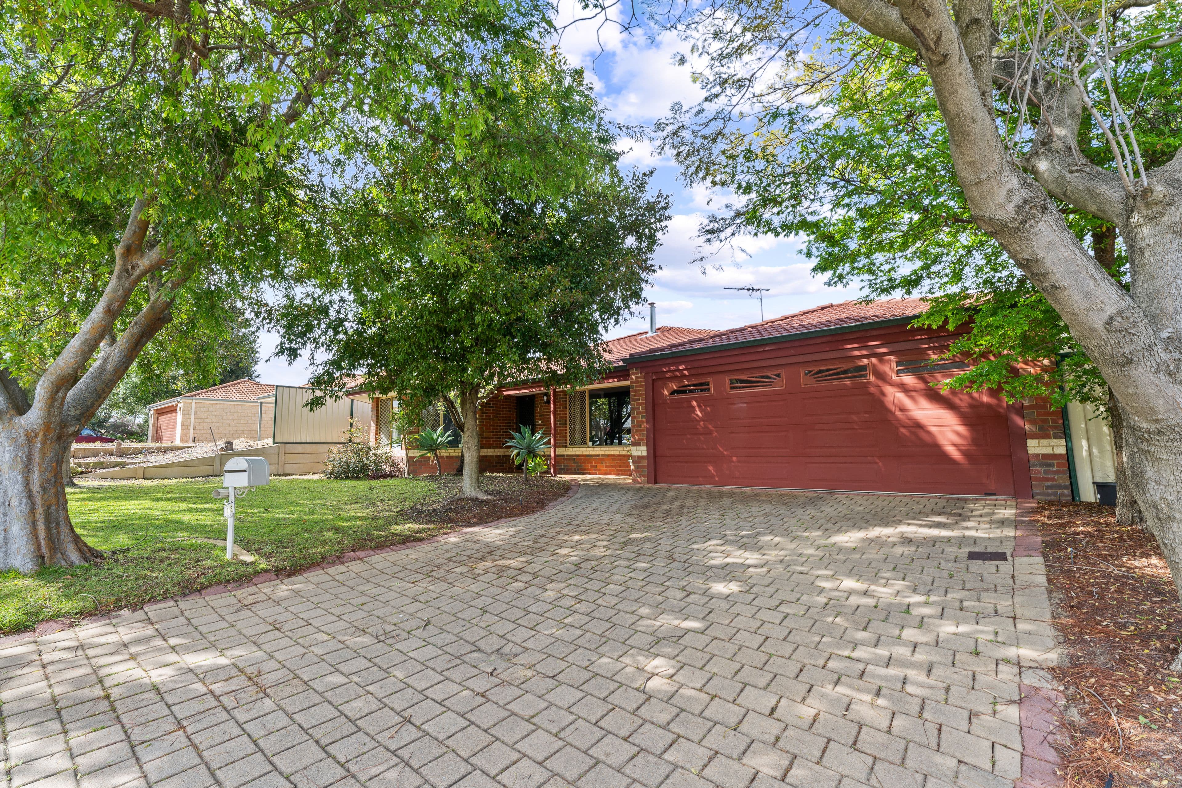 13 Calilly Way, Baldivis WA 6171, Baldivis - Thumbnail 2