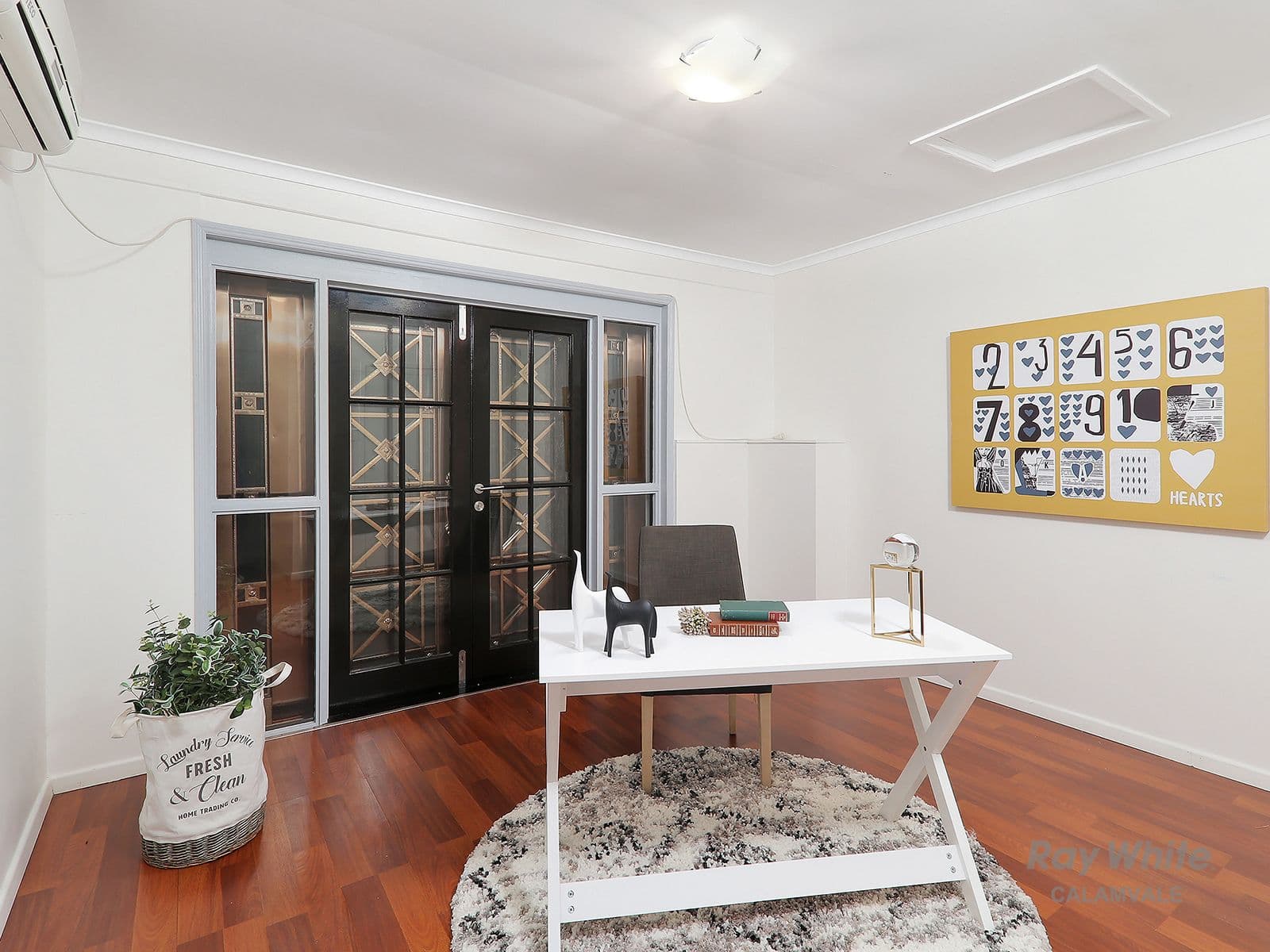 27 COLVILLEA Street, Eight Mile Plains QLD 4113, Eight Mile Plains - Thumbnail 5
