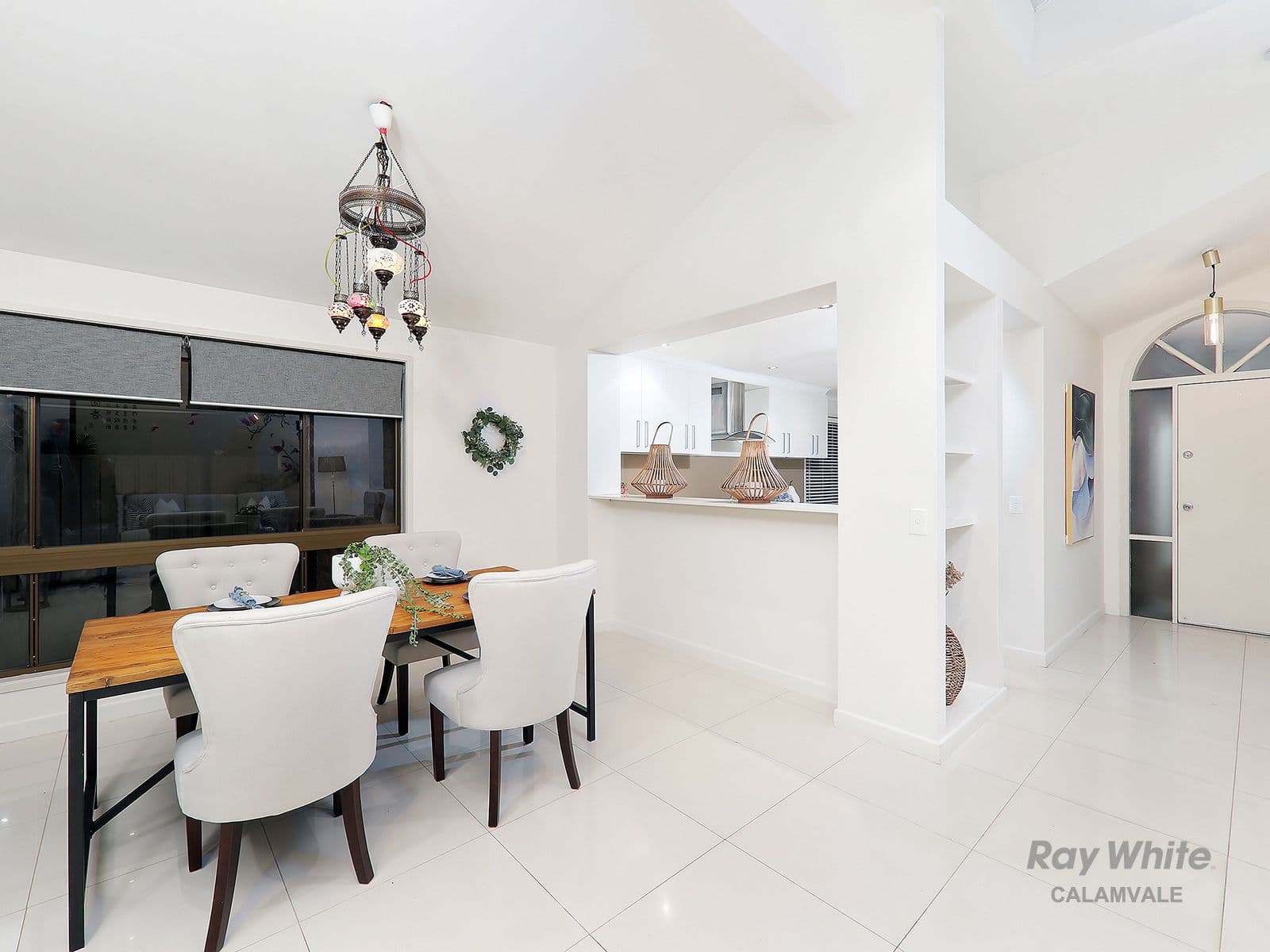 27 COLVILLEA Street, Eight Mile Plains QLD 4113, Eight Mile Plains - Thumbnail 7