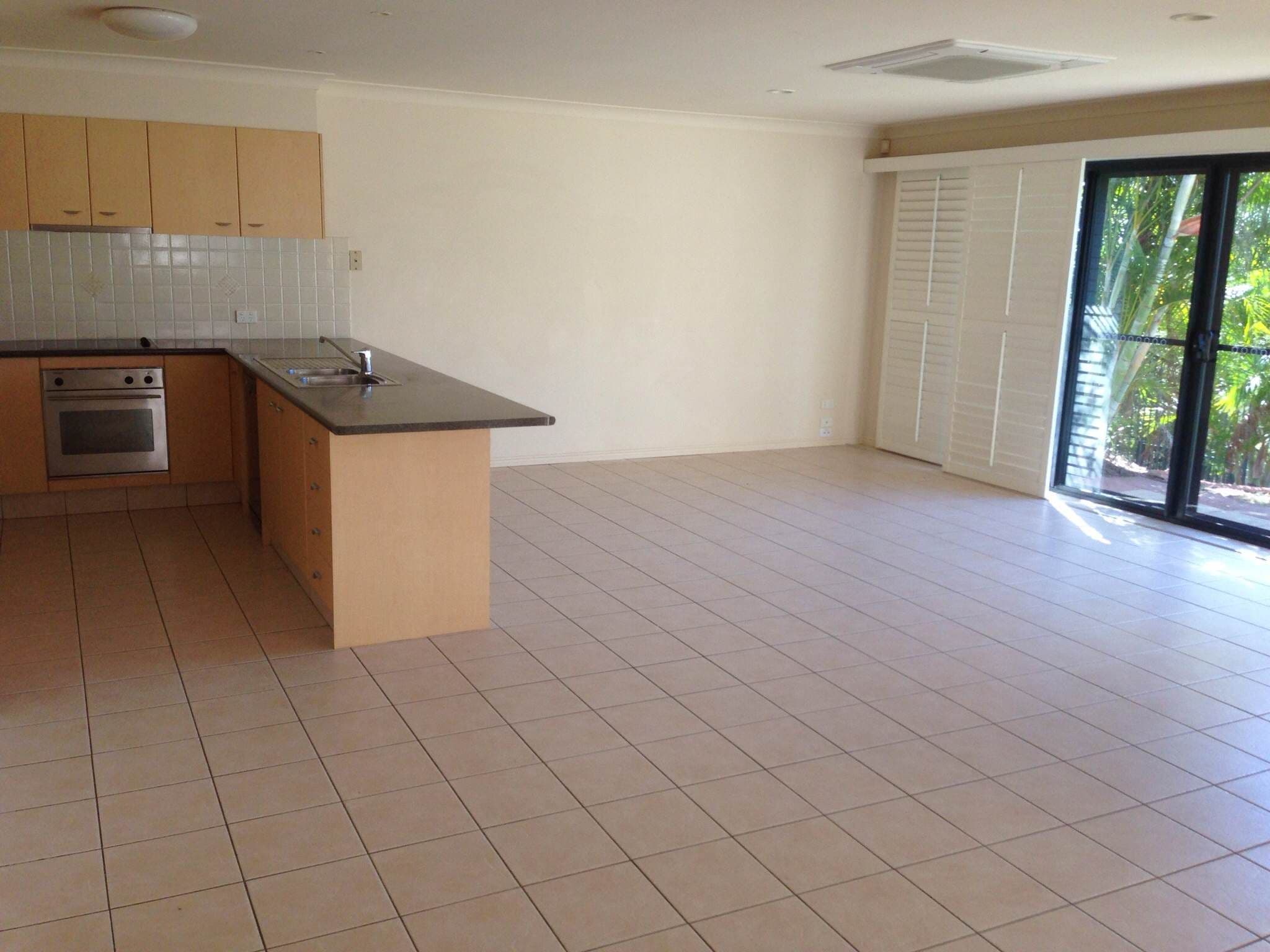 6 Monterey Keys Drive, HELENSVALE QLD 4212, Helensvale - Thumbnail 4