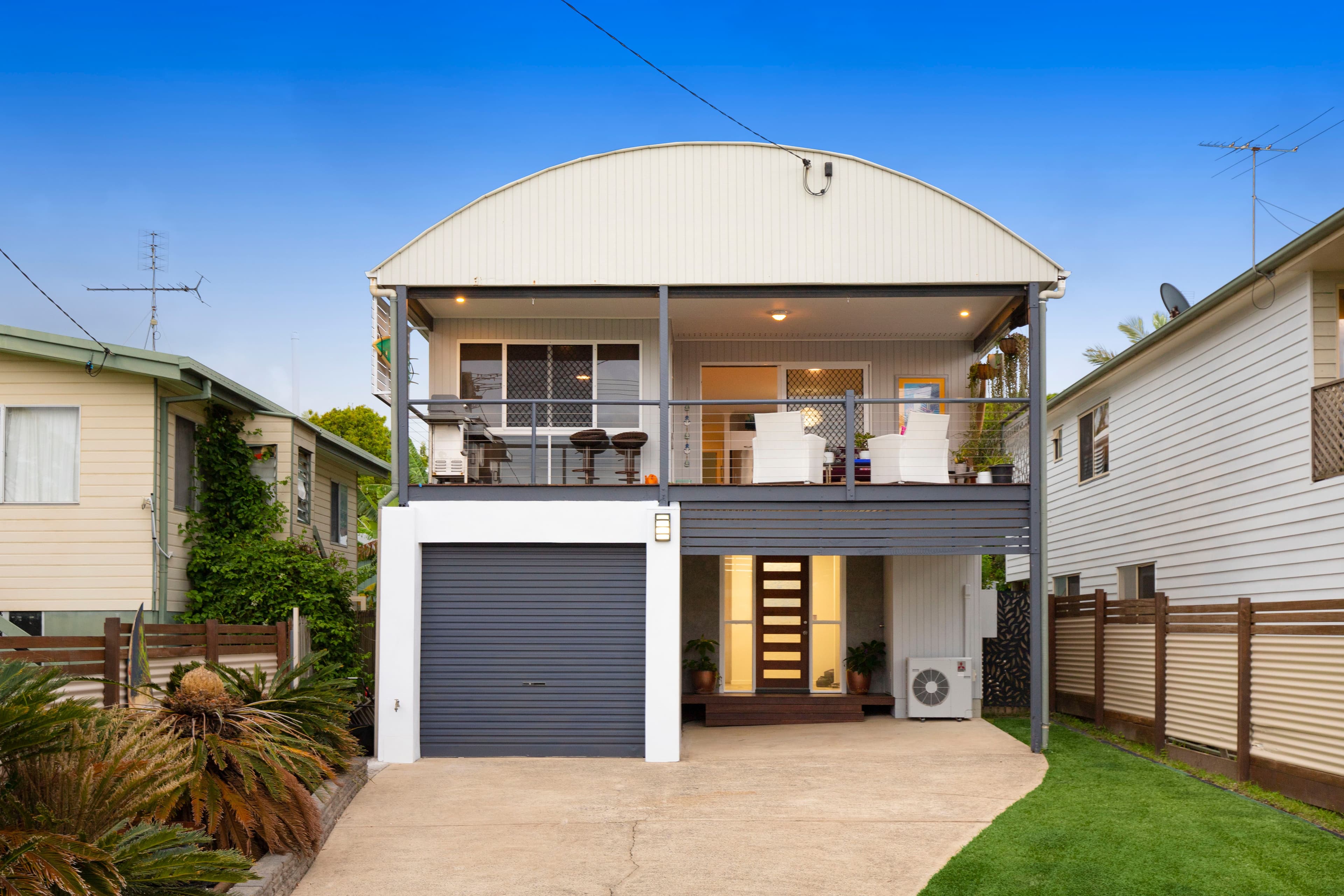 10 Ivy Street, Dicky Beach QLD 4551, Dicky Beach - Thumbnail 2