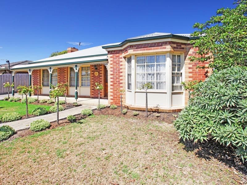 13 Ainslie Avenue, GROVEDALE VIC 3216, Grovedale - Image 1
