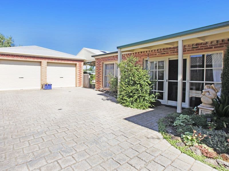 13 Ainslie Avenue, GROVEDALE VIC 3216, Grovedale - Thumbnail 3
