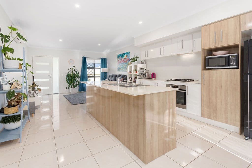 6 Ribbonwood Street, Ripley QLD 4306, Ripley - Thumbnail 4