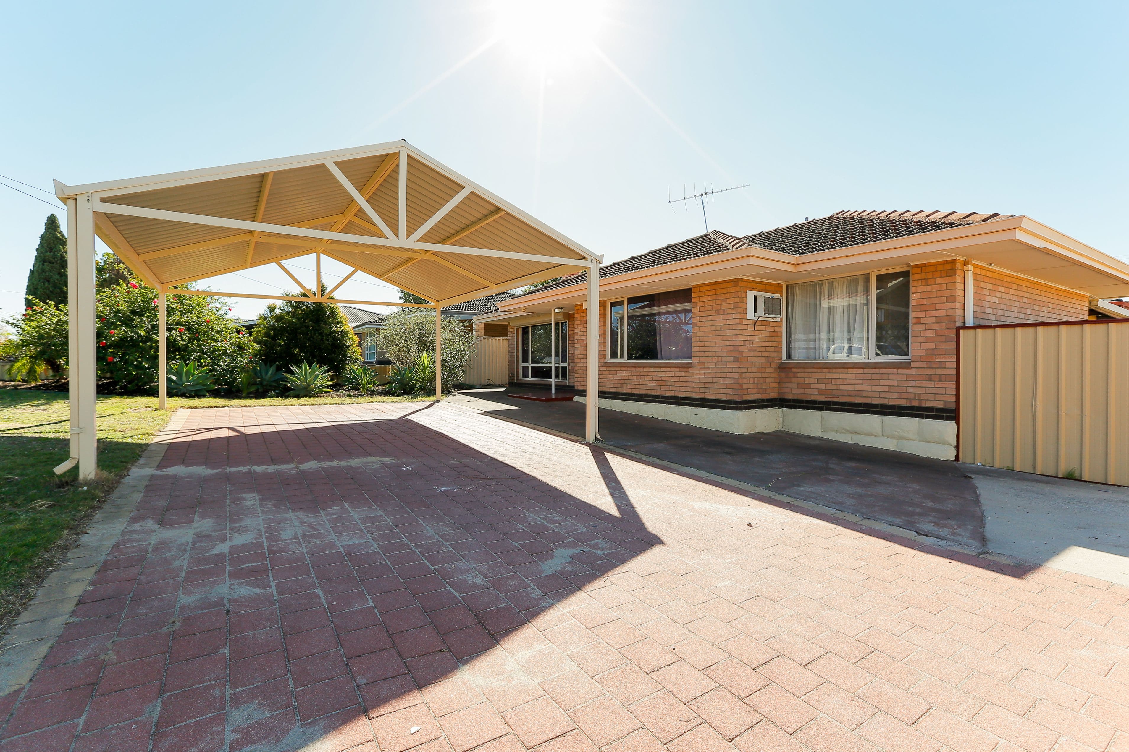 5 Merian Close, Bentley WA 6102, Bentley - Thumbnail 2