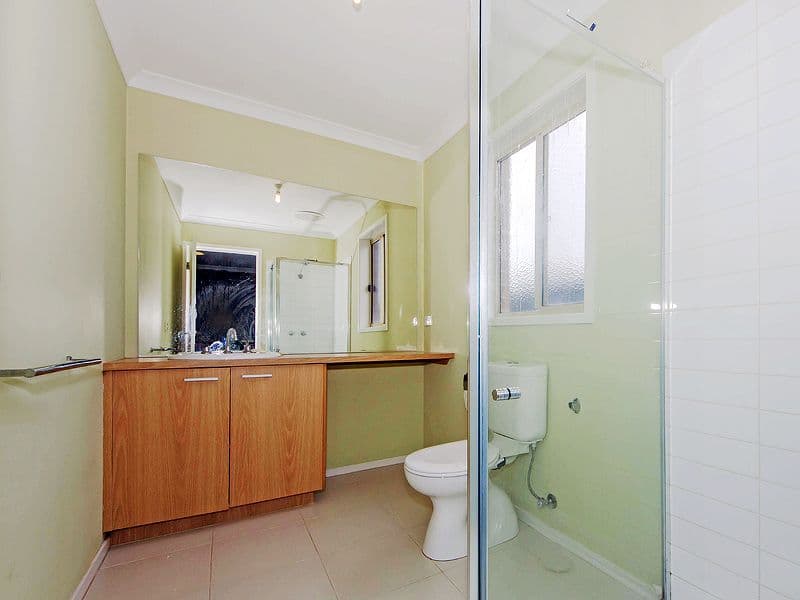 4 COBRAM  Street, TARNEIT VIC 3029, Tarneit - Thumbnail 4