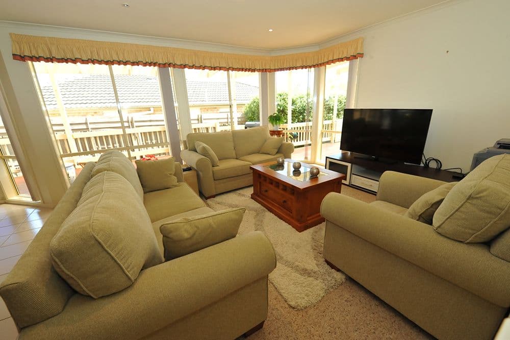 21 Raleon Avenue, FRANKSTON SOUTH VIC 3199, Frankston South - Thumbnail 3