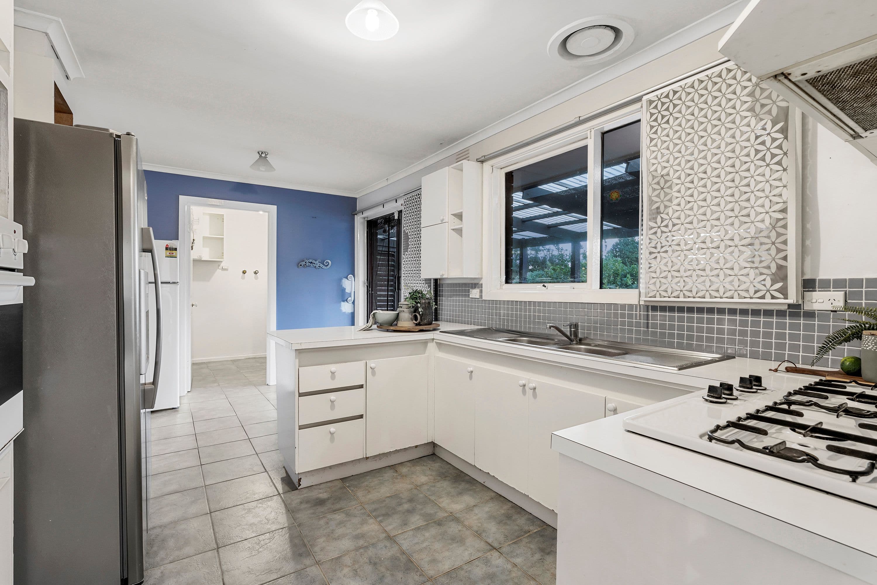 64 Grieve Parade, Altona - Thumbnail 3