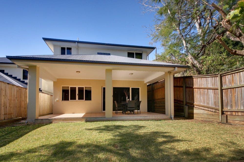 139 Carmody Road, ST LUCIA QLD 4067, St Lucia - Thumbnail 2
