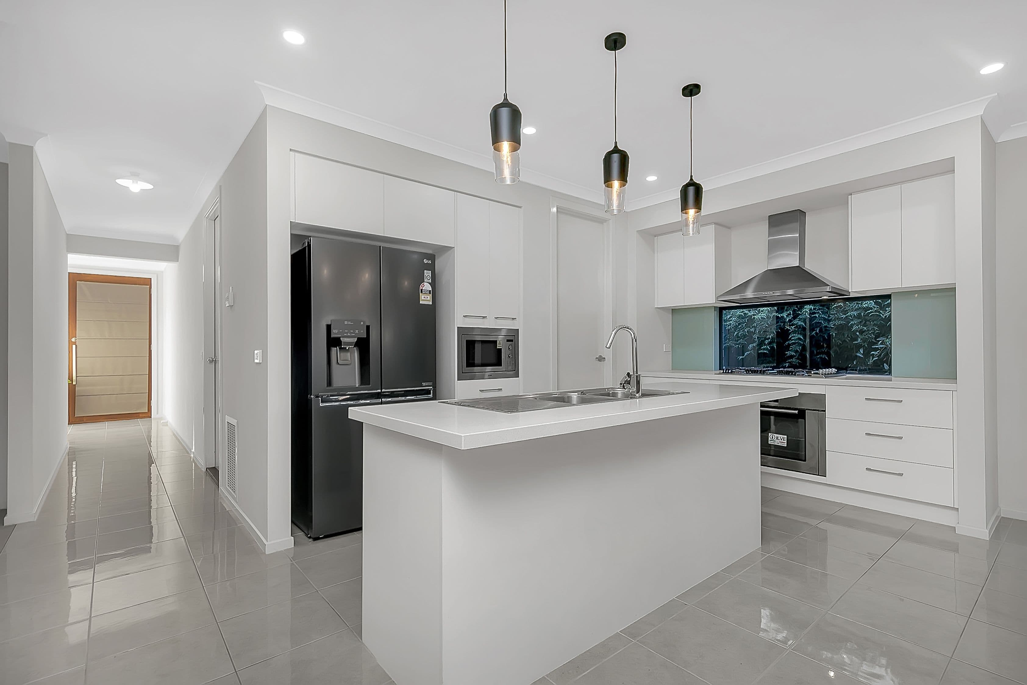 8 Raychelsbury Parade, Wollert VIC 3750, Wollert - Thumbnail 2