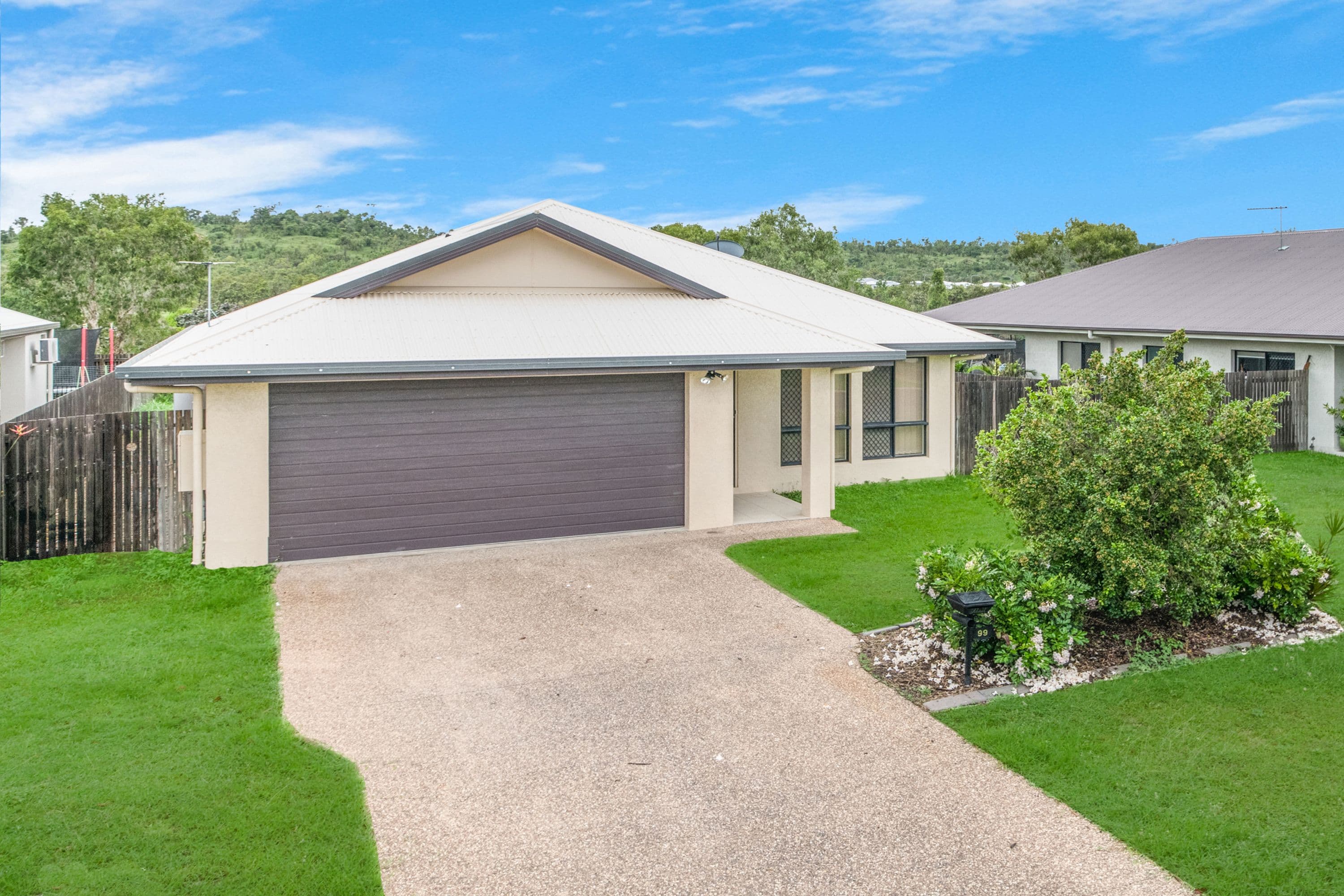 99 Daintree Drive, Bushland Beach QLD 4818, Bushland Beach - Thumbnail 2