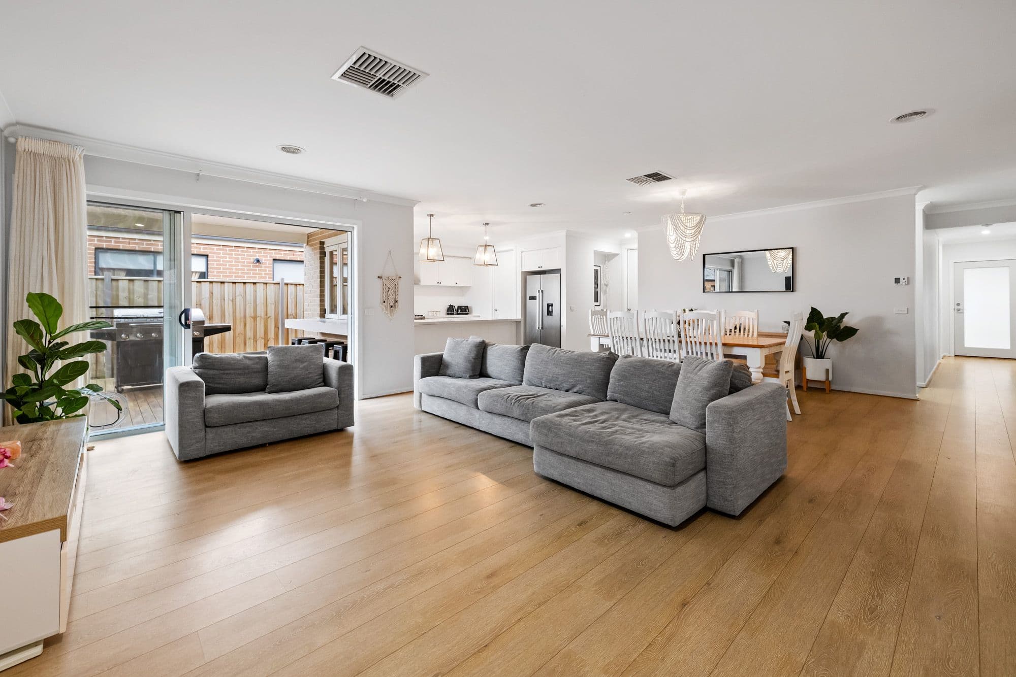17 Grima Crescent, Wyndham Vale VIC 3024, Wyndham Vale - Thumbnail 6