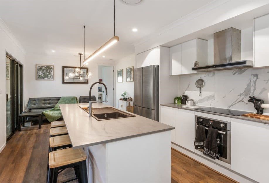 24 Morna Street, Newport QLD 4020, Newport - Thumbnail 2