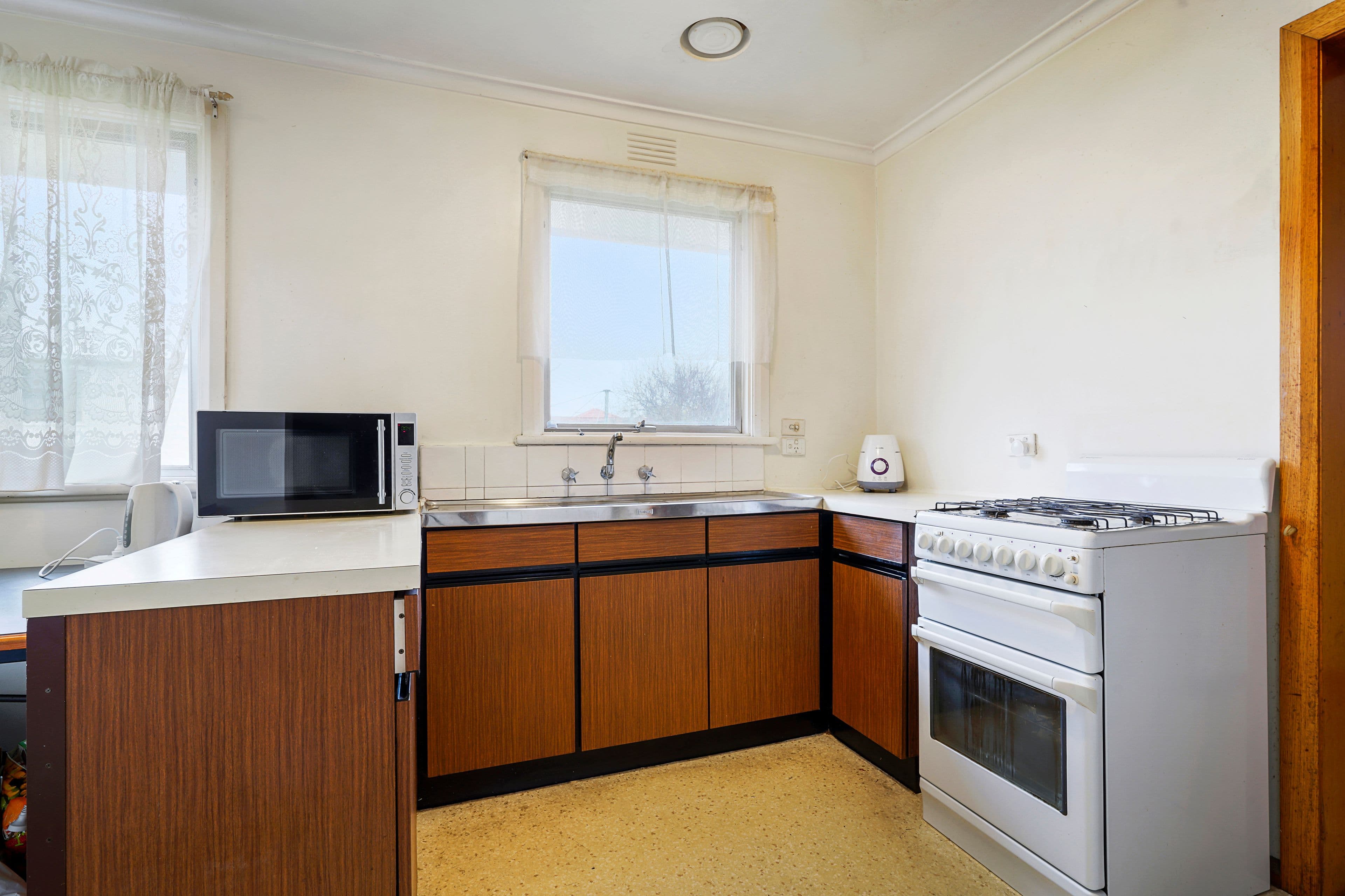 1 Deany Street, Springvale VIC 3171, Springvale - Thumbnail 4