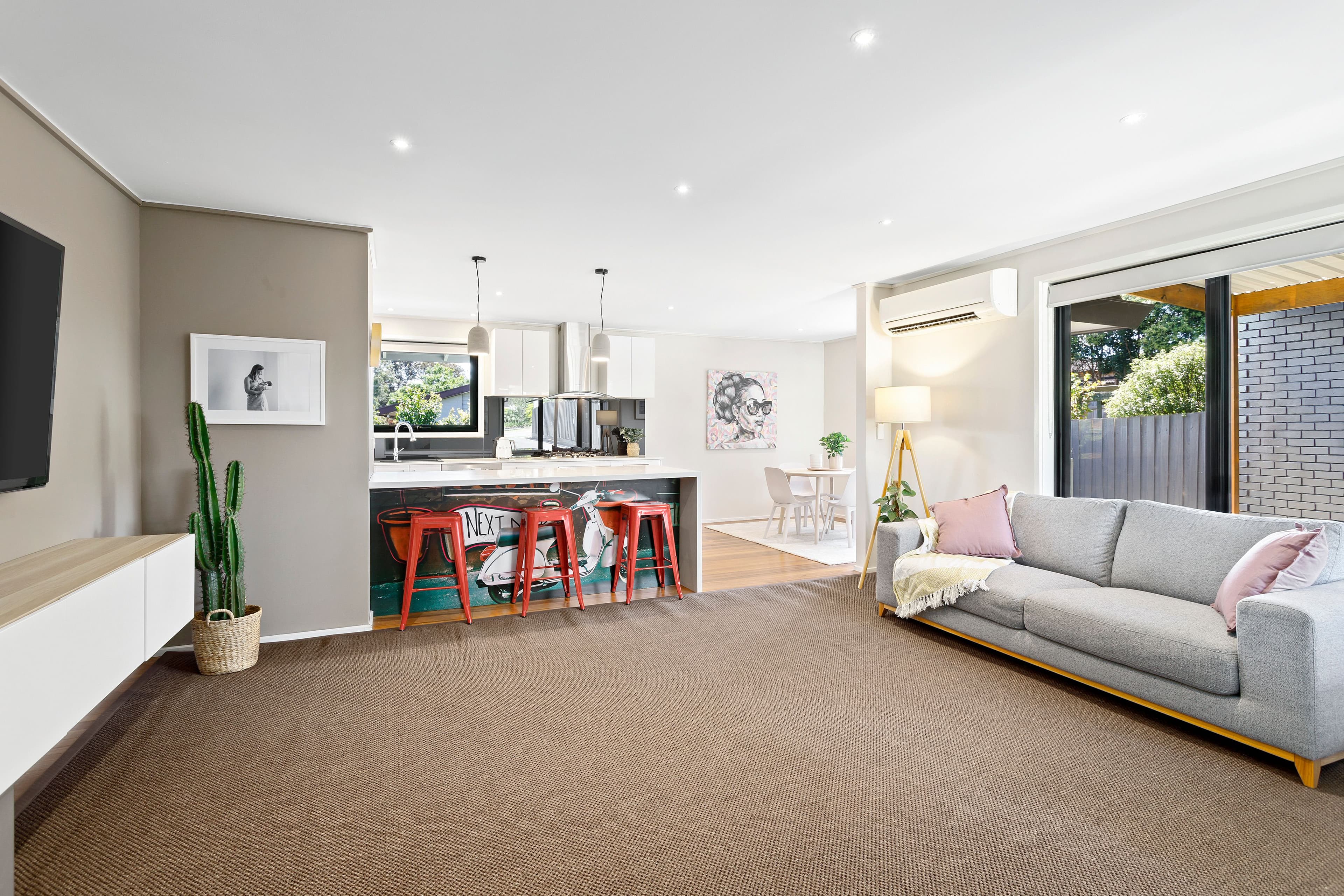 15 Aminya Crescent, Yallambie VIC 3085, Yallambie - Thumbnail 2