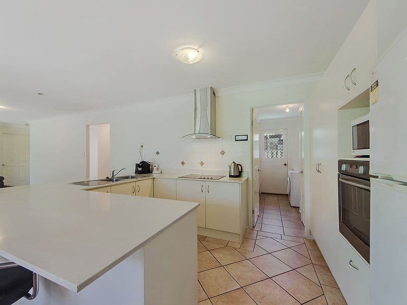 35 Penrhyn Street, Pacific Pines QLD 4211, Pacific Pines - Thumbnail 3