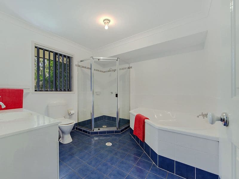 35 Penrhyn Street, Pacific Pines QLD 4211, Pacific Pines - Thumbnail 6