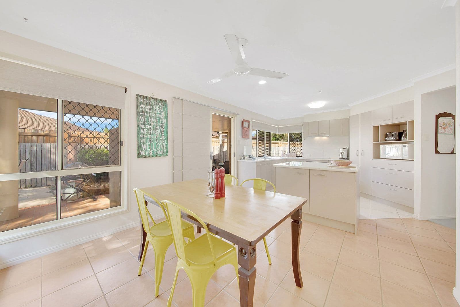 4 Forsyth Court, Tannum Sands QLD 4680, Tannum Sands - Thumbnail 4