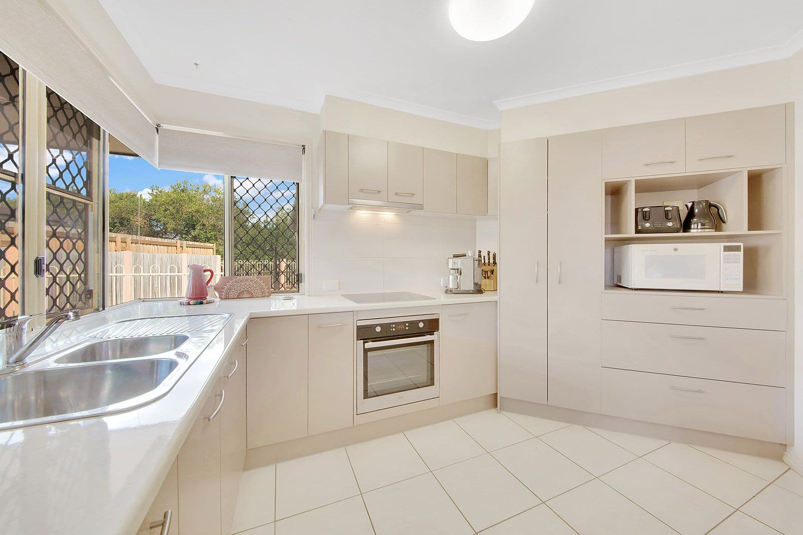 4 Forsyth Court, Tannum Sands QLD 4680, Tannum Sands - Thumbnail 6