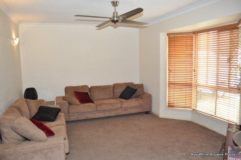 18 Park Close, HILLCREST QLD 4118, Hillcrest - Thumbnail 2