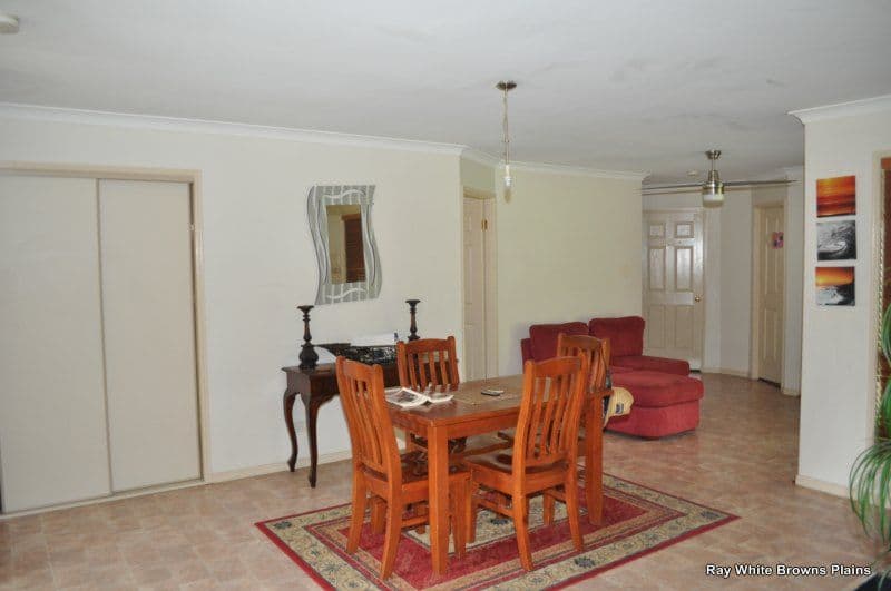 18 Park Close, HILLCREST QLD 4118, Hillcrest - Thumbnail 4