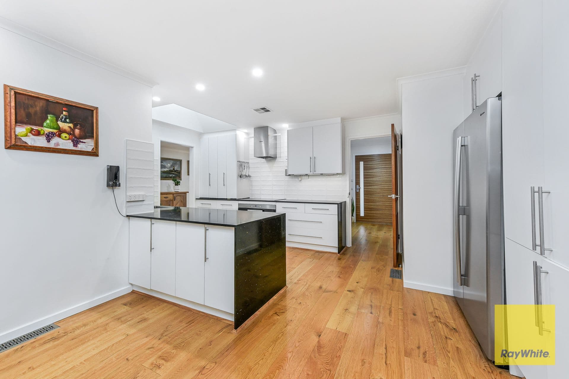 34 Skye Crescent, Endeavour Hills VIC 3802, Endeavour Hills - Thumbnail 4