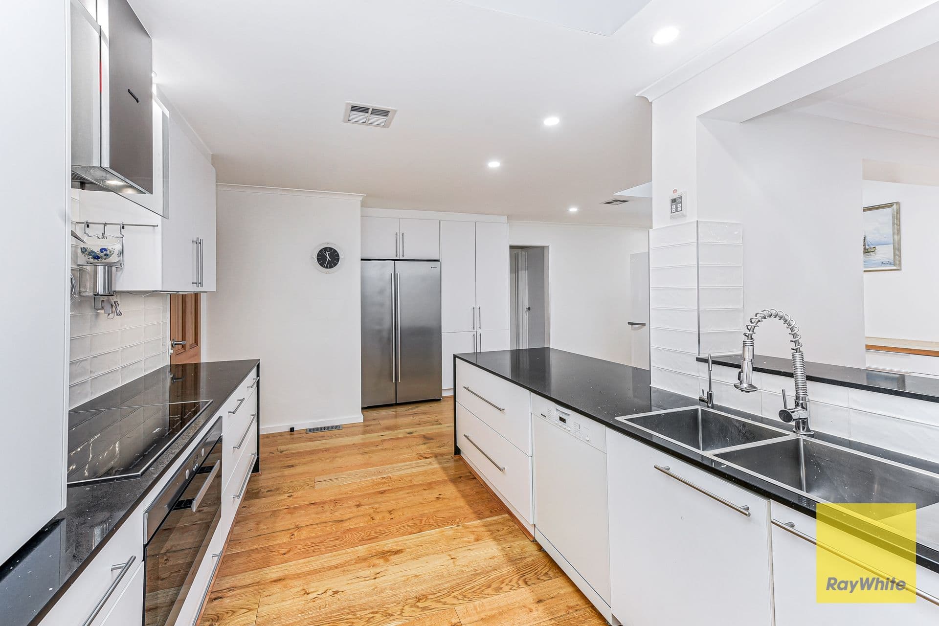 34 Skye Crescent, Endeavour Hills VIC 3802, Endeavour Hills - Thumbnail 5