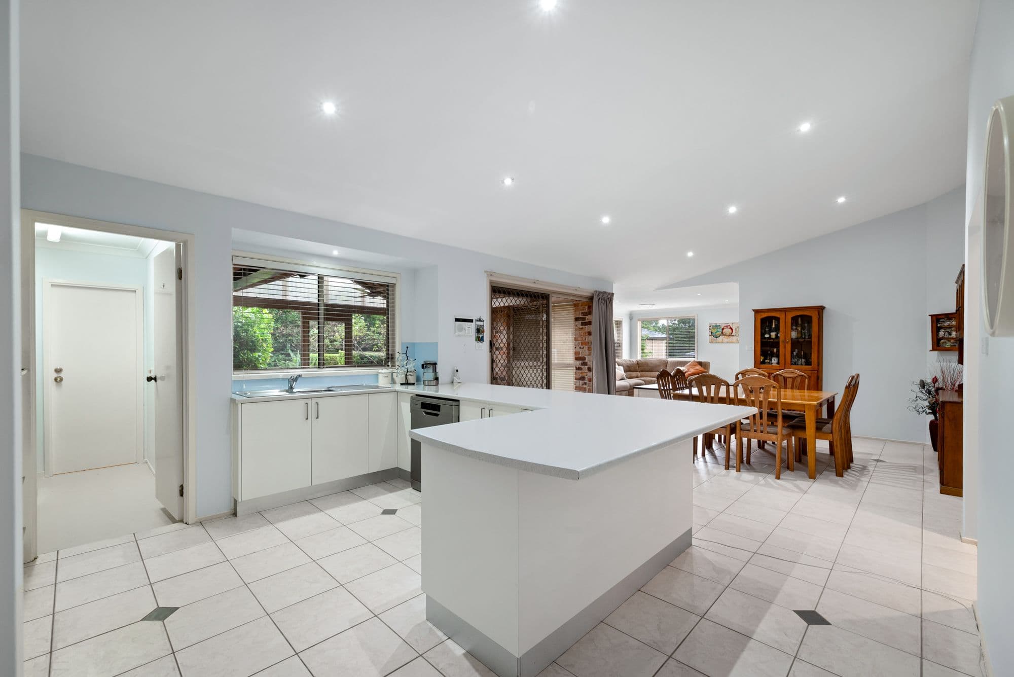 10 Glengarry Drive, Glenmore Park NSW 2745, Glenmore Park - Thumbnail 6